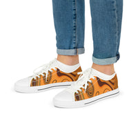 Tilly Treadwell, Master Bootmaker. - low top
