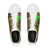 "Fashionable Fanny Fife" - low top