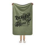 R&R Sherpa blanket (all black)