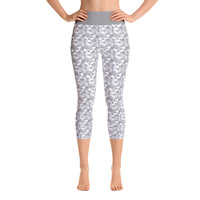 Geometric Pattern - Yoga Capri Leggings