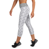 Geometric Pattern - Yoga Capri Leggings