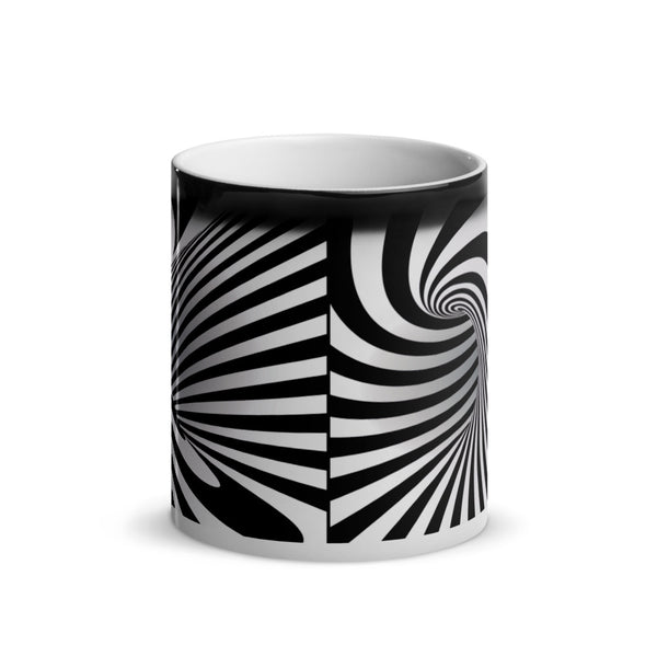 Illusion of size - Glossy Magic Mug